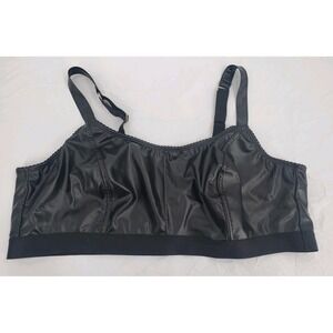 Torrid Curve Faux Leather Goth Grunge Punk Rock Vampy Black Bralette Top Size 3